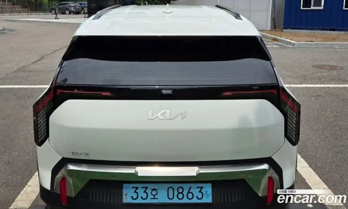 Kia EV3 2024 автомат (гидро), фото 5