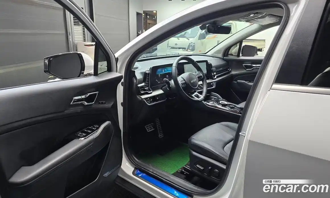 Kia Sportage 2023 2.0 автомат (гидро), фото 13