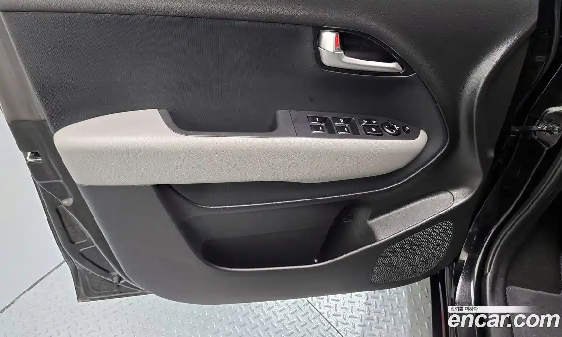 Kia Ray 2023 1.0 автомат (гидро), фото 23