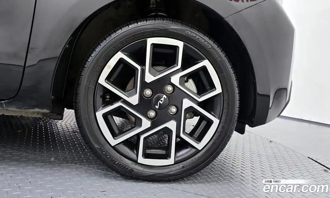 Kia Ray 2023 1.0 автомат (гидро), фото 7