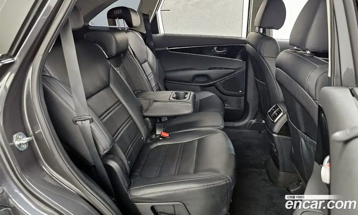 Kia Sorento 2019 2.0 автомат (гидро), фото 18