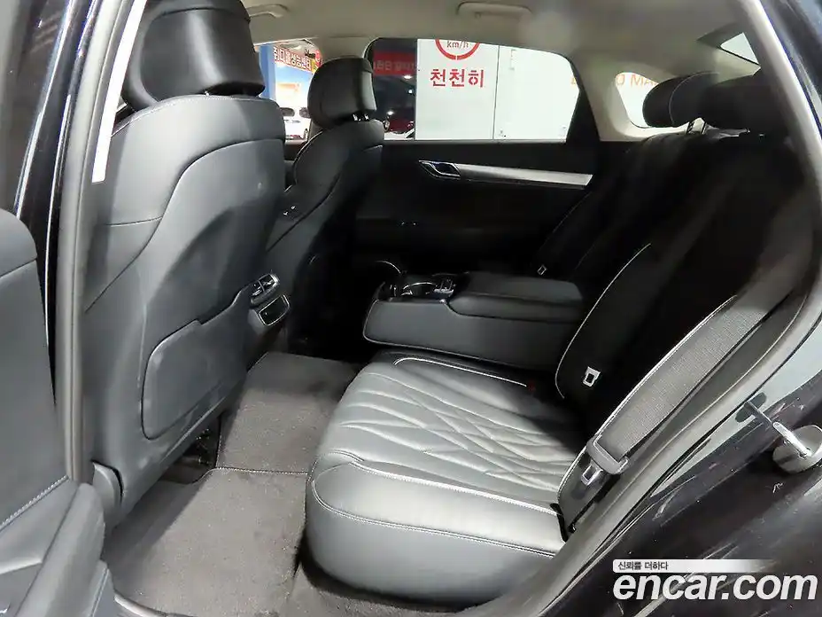 Genesis G80 2023 2.5 автомат (гидро), фото 7