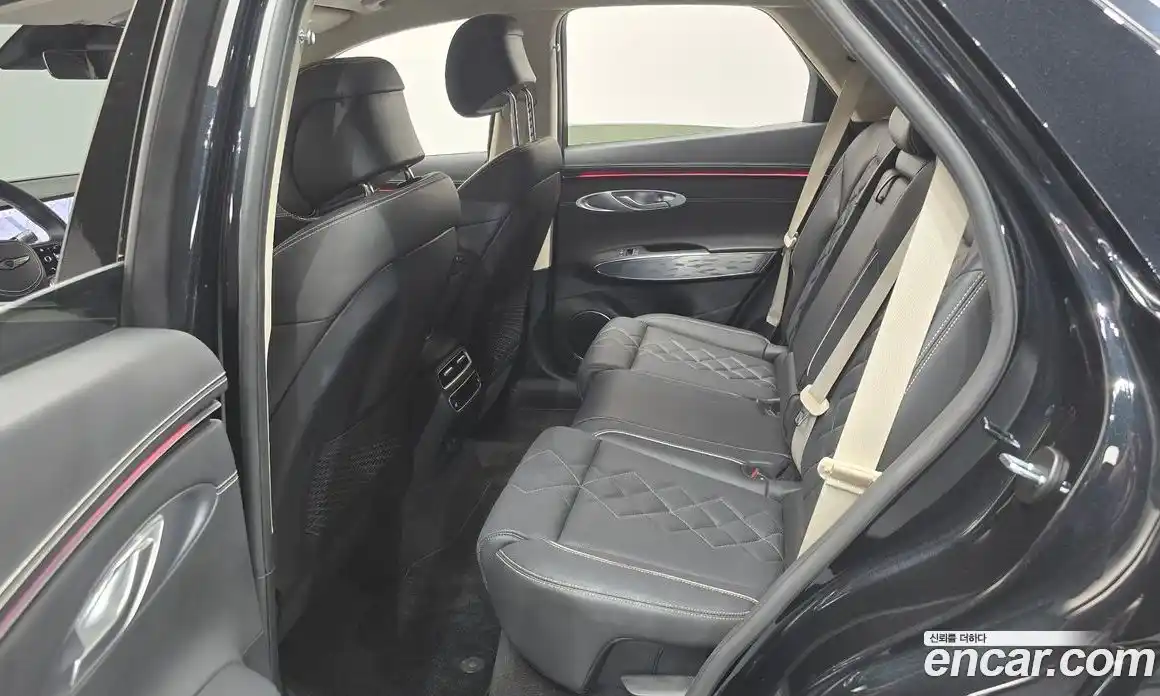 Genesis GV70 2025 0.1 автомат (гидро), фото 16