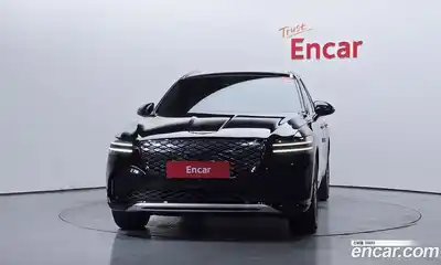 Genesis GV70 2025 0.1 автомат (гидро), миниатюра 3