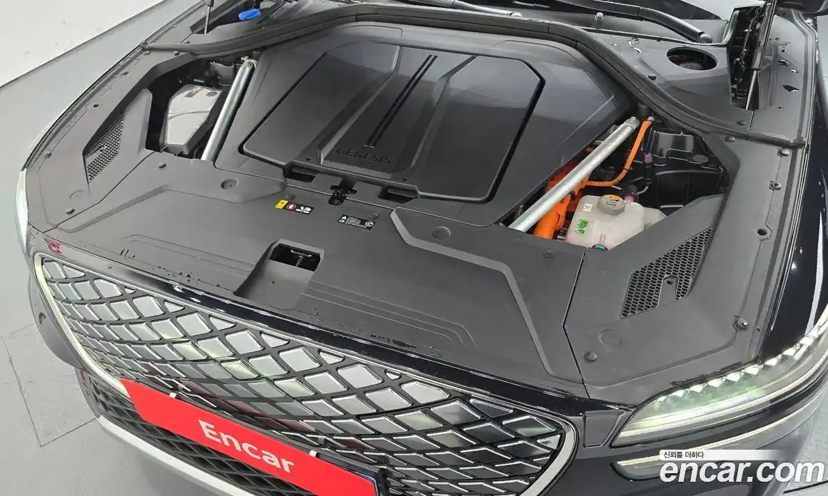 Genesis GV70 2025 0.1 автомат (гидро), фото 6