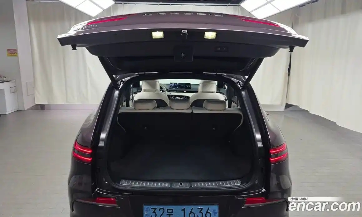 Genesis GV70 2023 0.1 автомат (гидро), фото 20