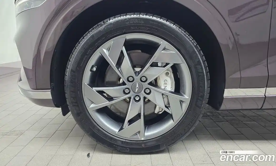 Genesis GV70 2023 0.1 автомат (гидро), фото 5