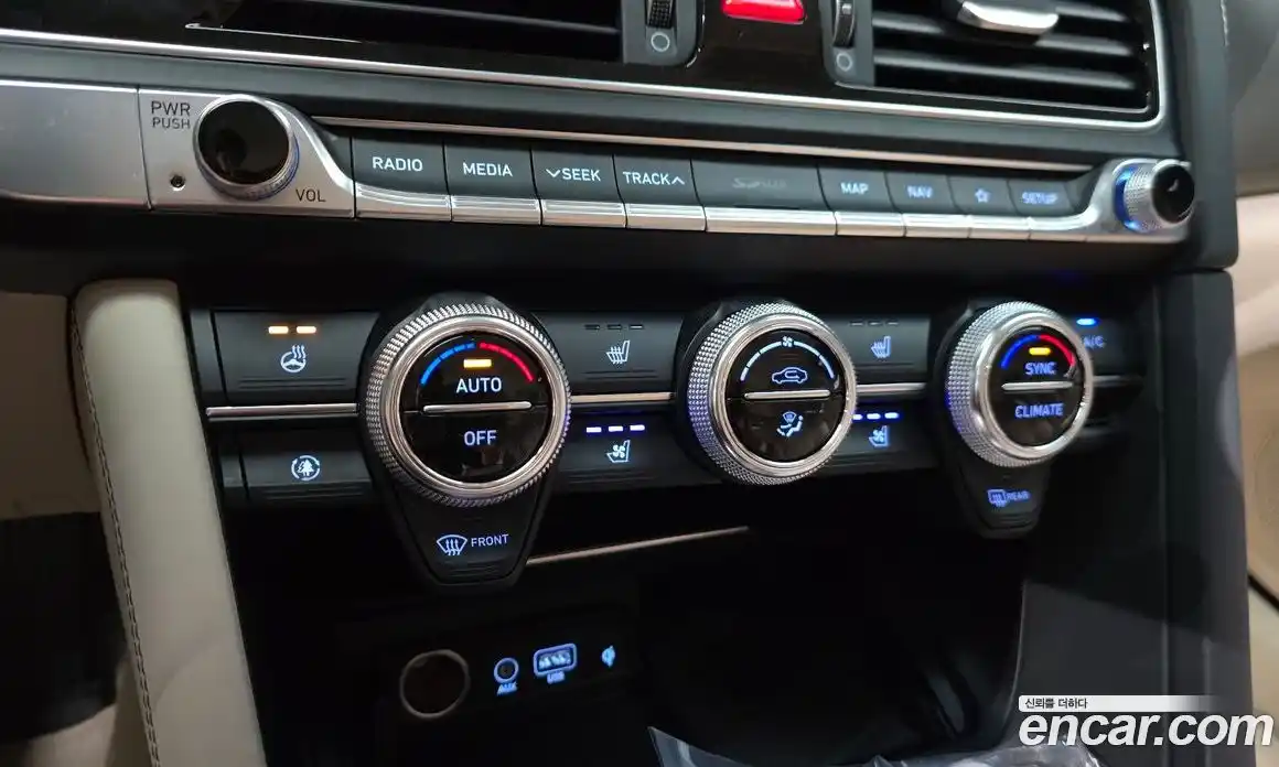 Genesis G70 2020 2.0 автомат (гидро), фото 28