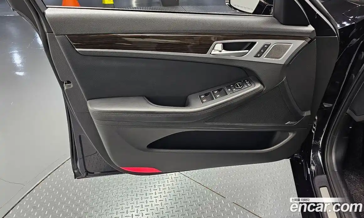 Genesis G80 2018 3.3 автомат (гидро), фото 13