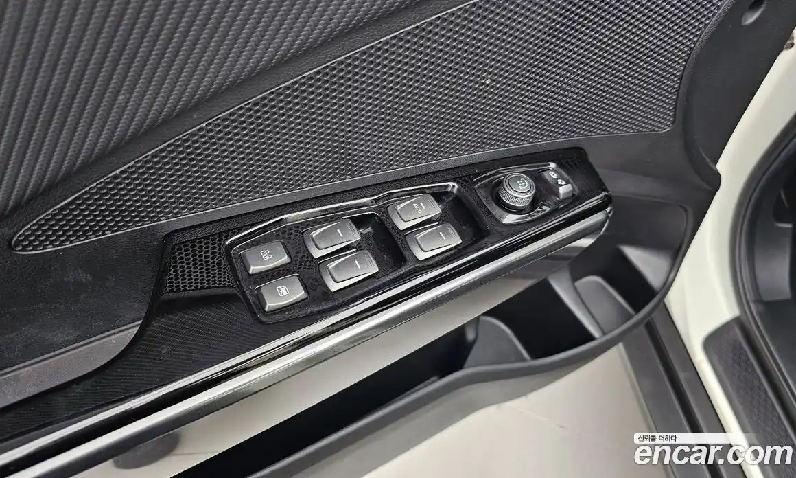 SsangYong TIBOLI 2022 1.5 автомат (гидро), фото 17