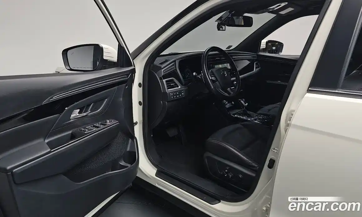 SsangYong Korando 2020 1.5 автомат (гидро), фото 12