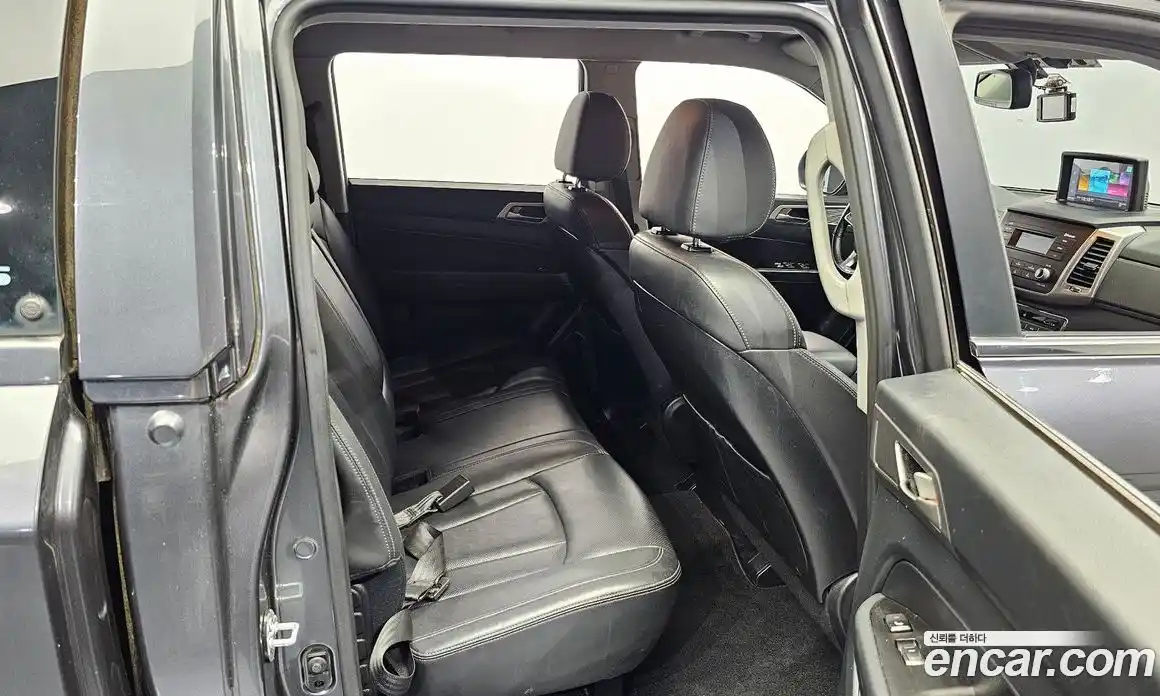 SsangYong Rexton 2018 2.2 автомат (гидро), фото 18