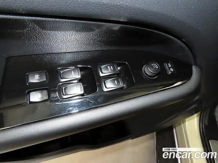 SsangYong Rexton 2025 2.2 автомат (гидро), фото 13