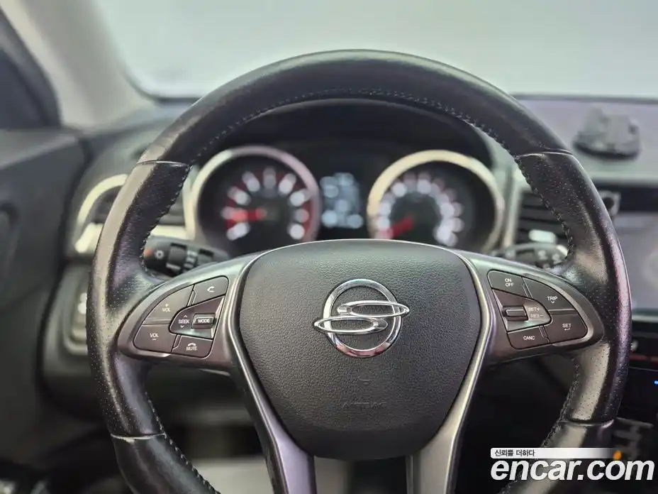 SsangYong TIBOLI 2018 1.6 автомат (гидро), фото 17