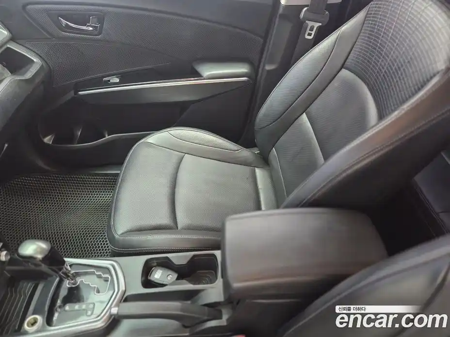 SsangYong TIBOLI 2018 1.6 автомат (гидро), фото 10