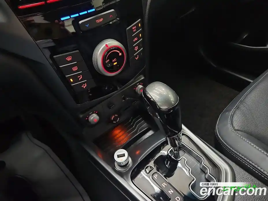 SsangYong TIBOLI 2018 1.6 автомат (гидро), фото 17