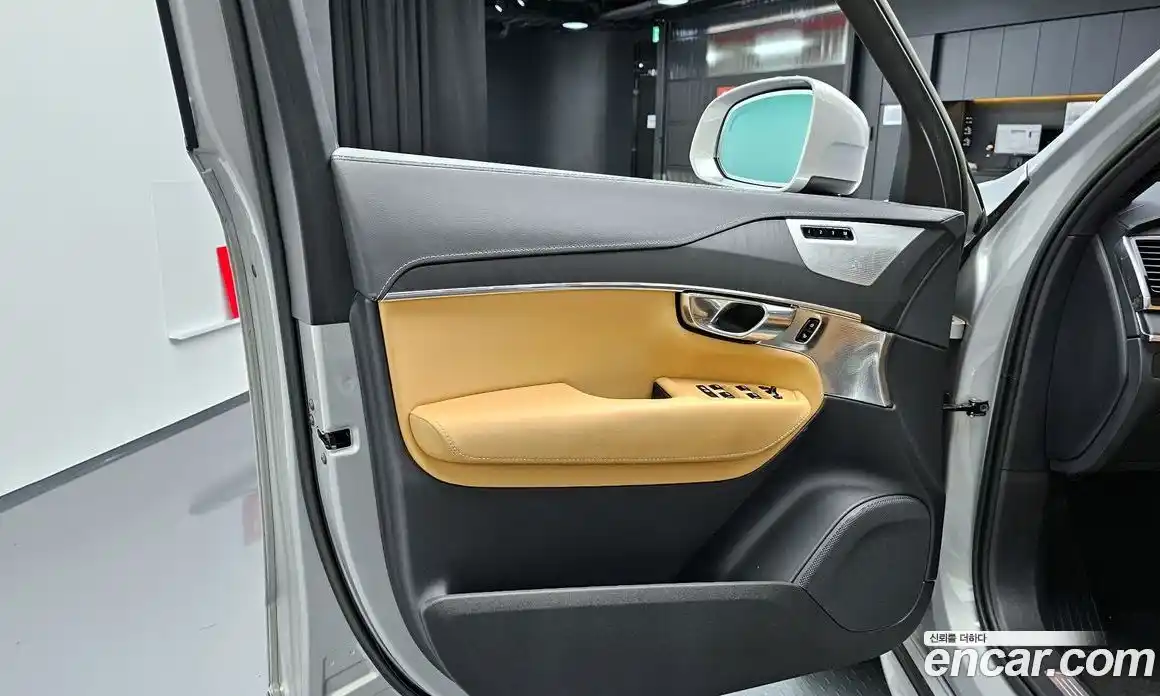 Volvo XC90 2022 2.0 автомат (гидро), фото 14