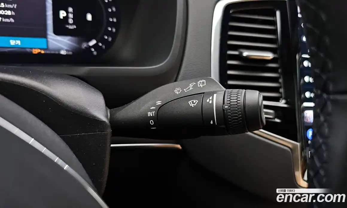 Volvo XC90 2022 2.0 автомат (гидро), фото 26