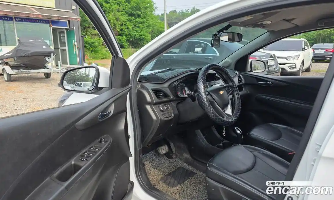 Chevrolet Spark 2018 1.0 автомат (гидро), фото 13