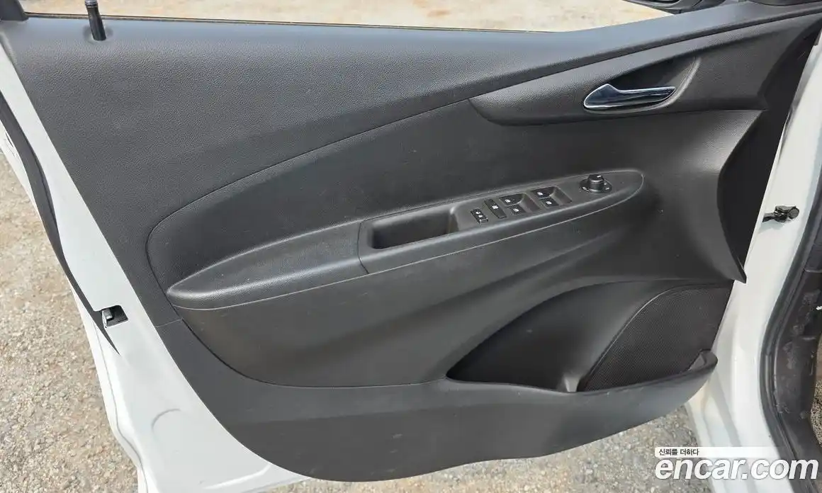 Chevrolet Spark 2018 1.0 автомат (гидро), фото 14