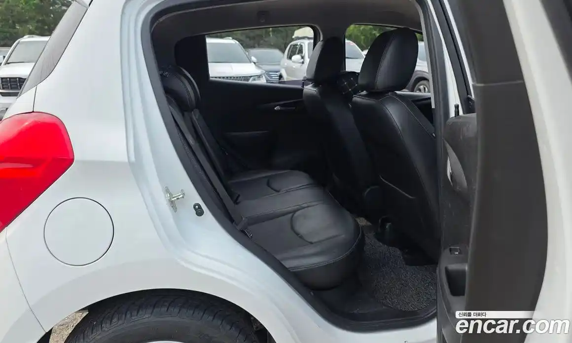 Chevrolet Spark 2018 1.0 автомат (гидро), фото 17