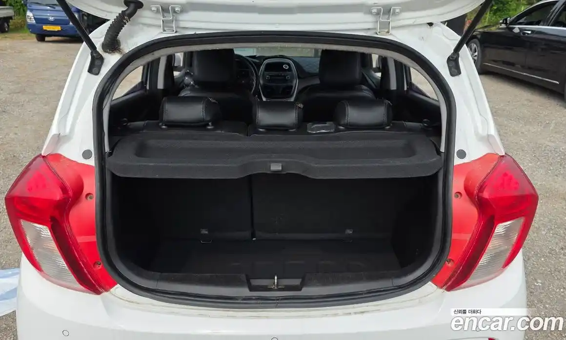 Chevrolet Spark 2018 1.0 автомат (гидро), фото 23
