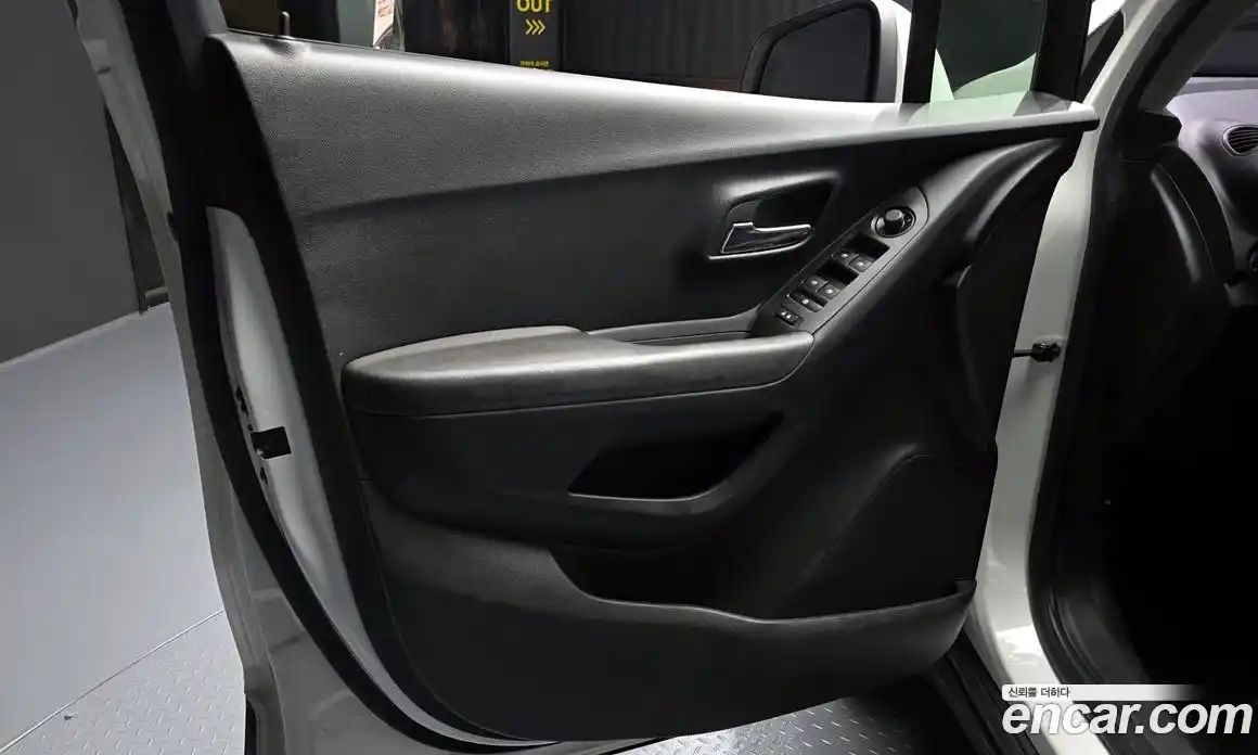 Chevrolet Trax 2014 1.4 автомат (гидро), фото 14