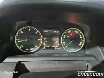 Land Rover Discovery 2015 3.0 автомат (гидро), миниатюра 9
