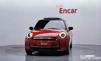 Mini Cooper 2022 1.5 автомат (гидро), миниатюра 3