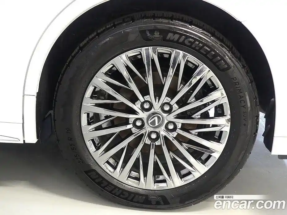 Lexus LM 2025 2.4 автомат (гидро), фото 18 Lexus LM 2025 2.4 автомат (гидро), фото 18