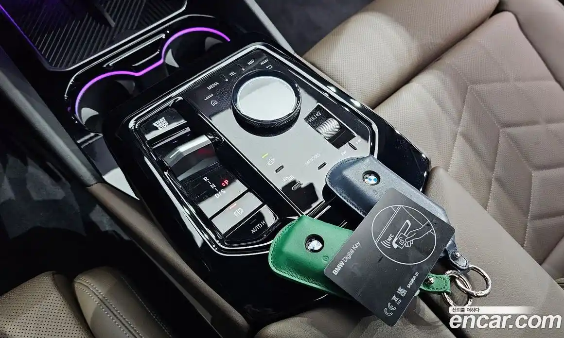 BMW 5 серия 2025 2.0 автомат (гидро), фото 12