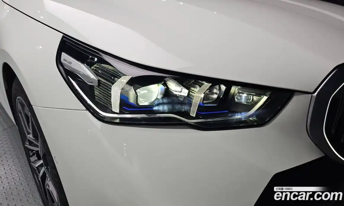 BMW 5 серия 2025 2.0 автомат (гидро), фото 8