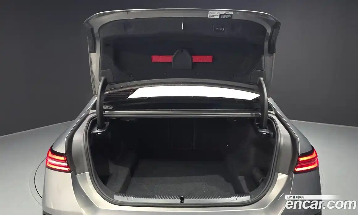 BMW 5 серия 2025 2.0 автомат (гидро), фото 20