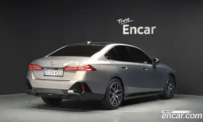 BMW 5 серия 2025 2.0 автомат (гидро), миниатюра 2