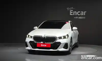 BMW 5 серия 2025 2.0 автомат (гидро), миниатюра 3