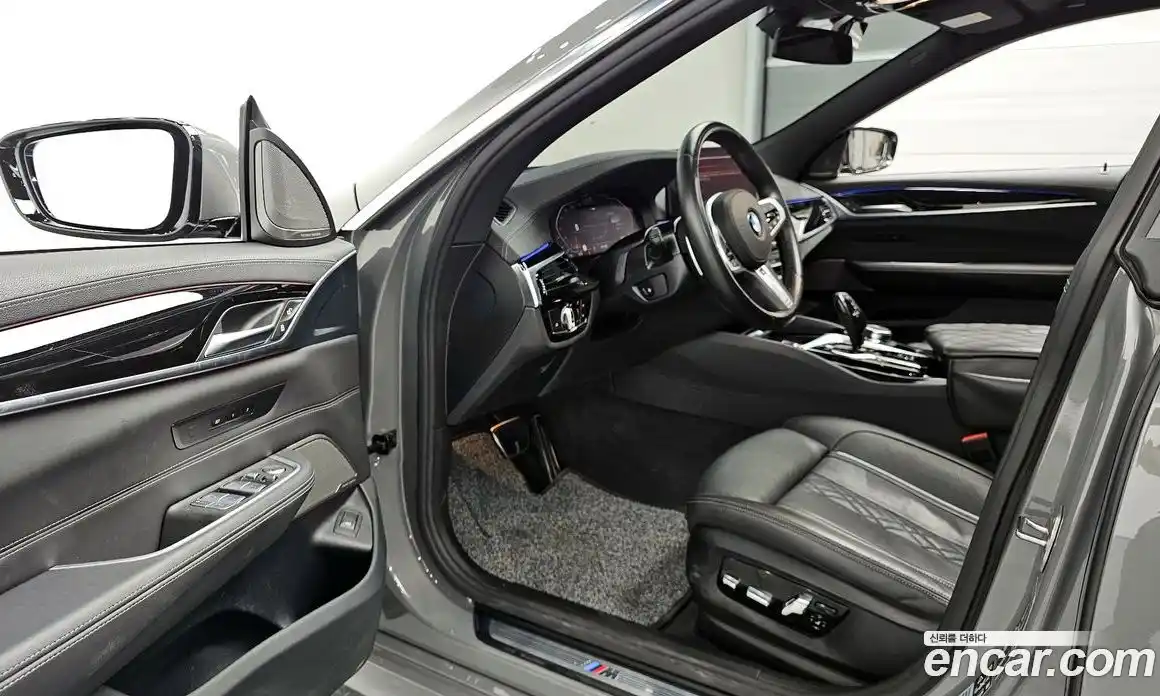 BMW 6 серия 2022 3.0 автомат (гидро), фото 13