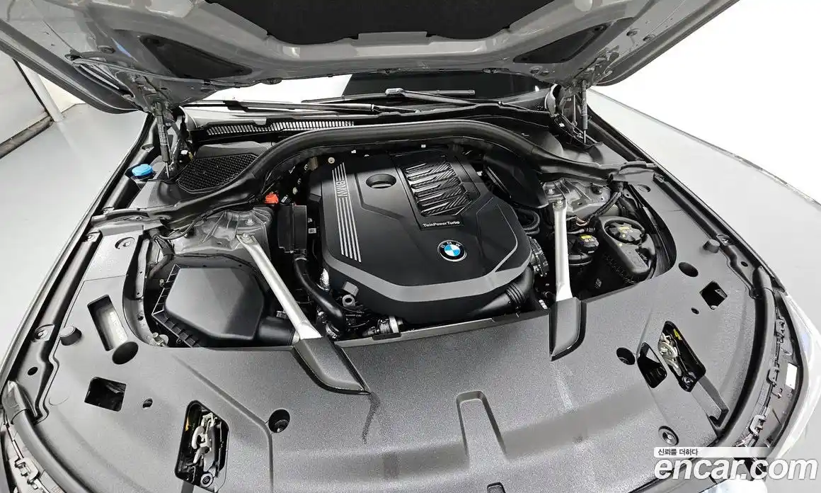BMW 6 серия 2022 3.0 автомат (гидро), фото 6