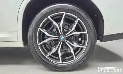 BMW X4 2022 2.0 автомат (гидро), миниатюра 7