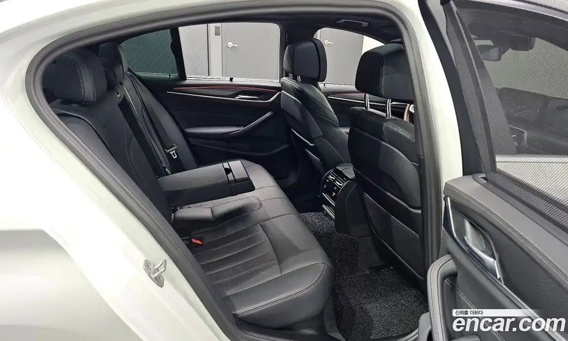 BMW 5 серия 2023 2.0 автомат (гидро), фото 17