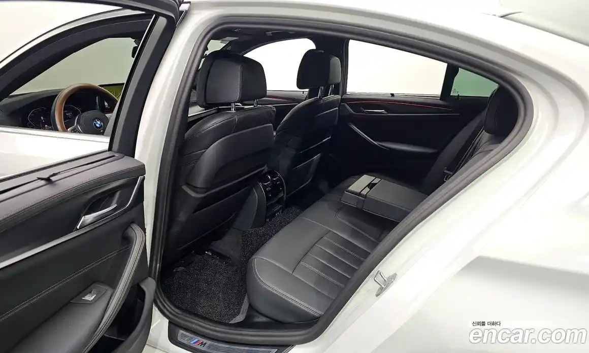 BMW 5 серия 2023 2.0 автомат (гидро), фото 18