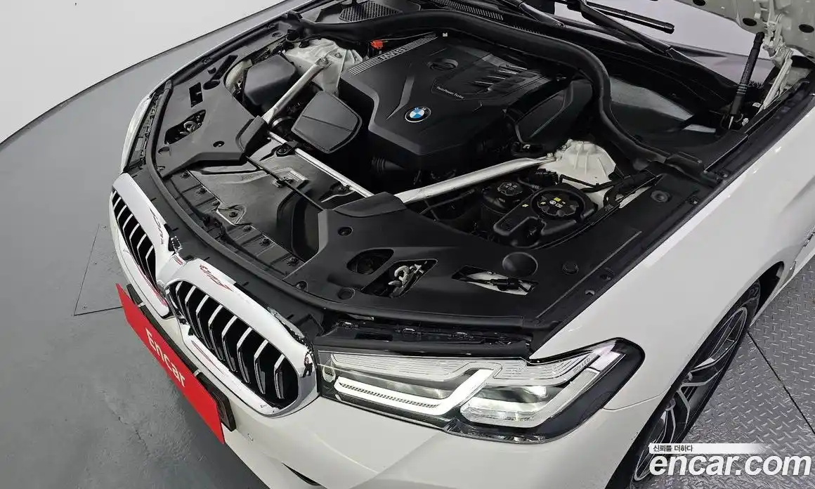 BMW 5 серия 2023 2.0 автомат (гидро), фото 6