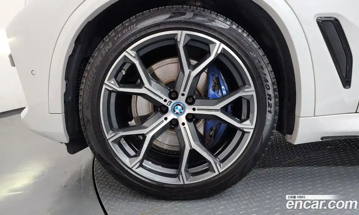BMW X5 2022 3.0 автомат (гидро), фото 5