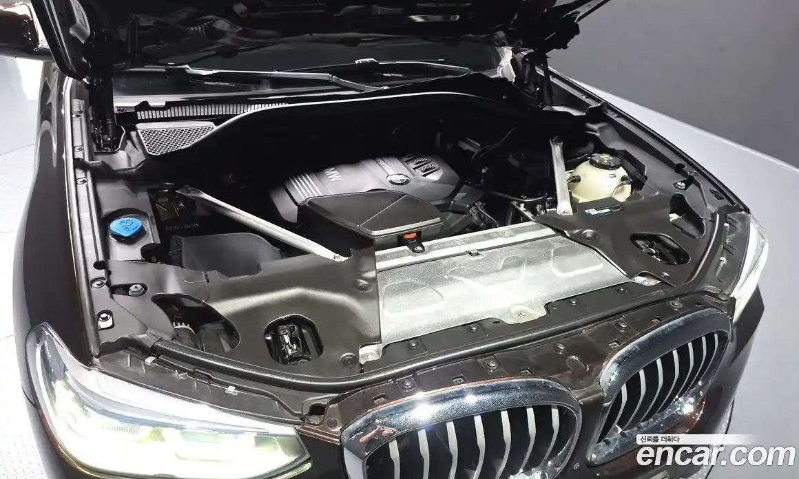 BMW X3 2018 2.0 автомат (гидро), фото 5