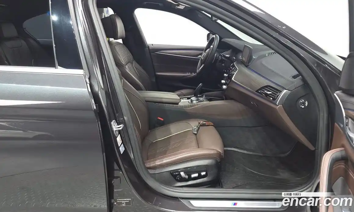 BMW 5 серия 2019 2.0 автомат (гидро), фото 16