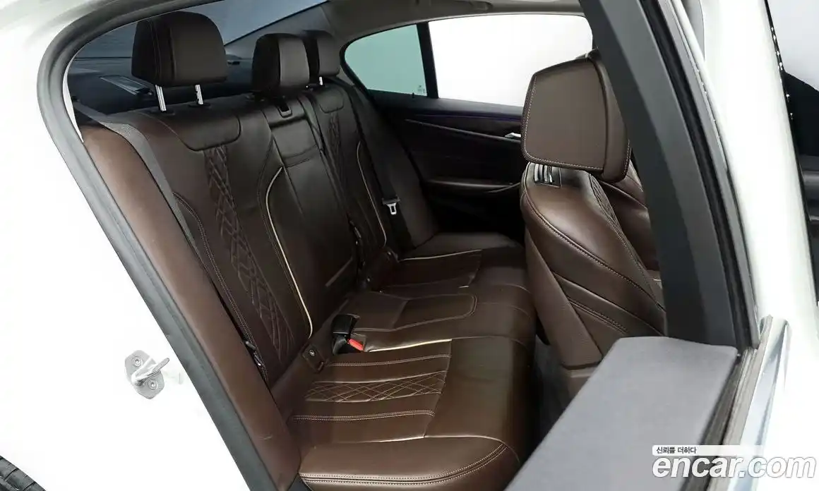 BMW 5 серия 2020 2.0 автомат (гидро), фото 17