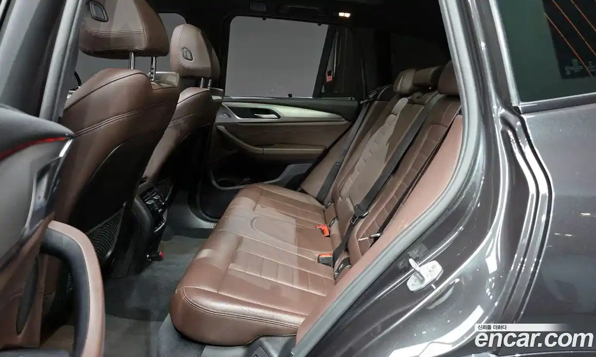 BMW X3 2018 2.0 автомат (гидро), фото 18