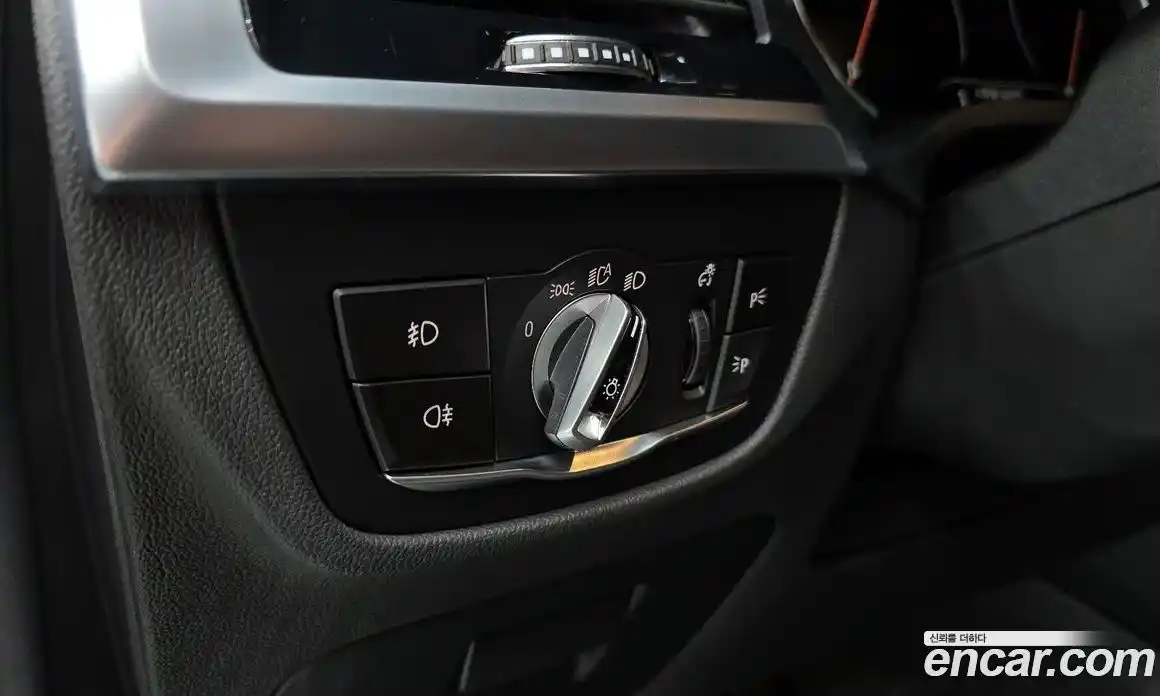 BMW X3 2018 2.0 автомат (гидро), фото 30