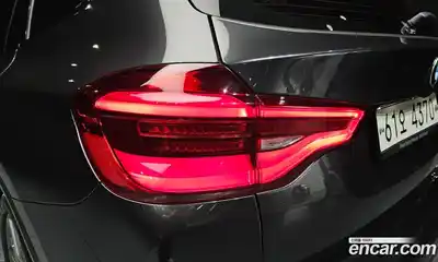 BMW X3 2018 2.0 автомат (гидро), миниатюра 9