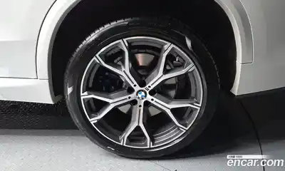 BMW X5 2021 3.0 автомат (гидро), миниатюра 7