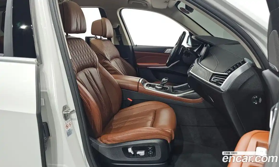 BMW X7 2021 3.0 автомат (гидро), фото 10